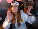 puffyHey emote