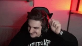 EveloneFlex emote