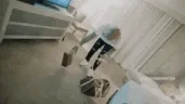 KNEES emote
