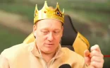 KnossiExplainingHow emote