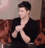 gayExplain emote
