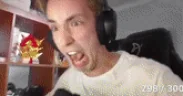 Gnasking emote