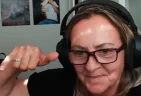 essunia emote