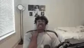 HeLosingIt emote