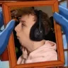 Parasocialing emote