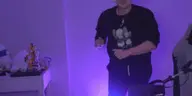 dance192 emote