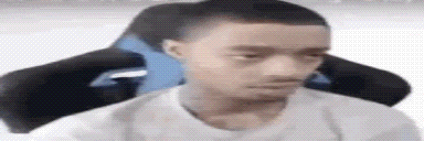 99o