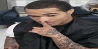 MaxShush emote