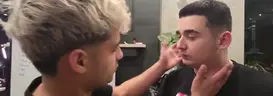 SMOOCH emote