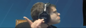 headsetdent emote