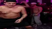 flexter emote